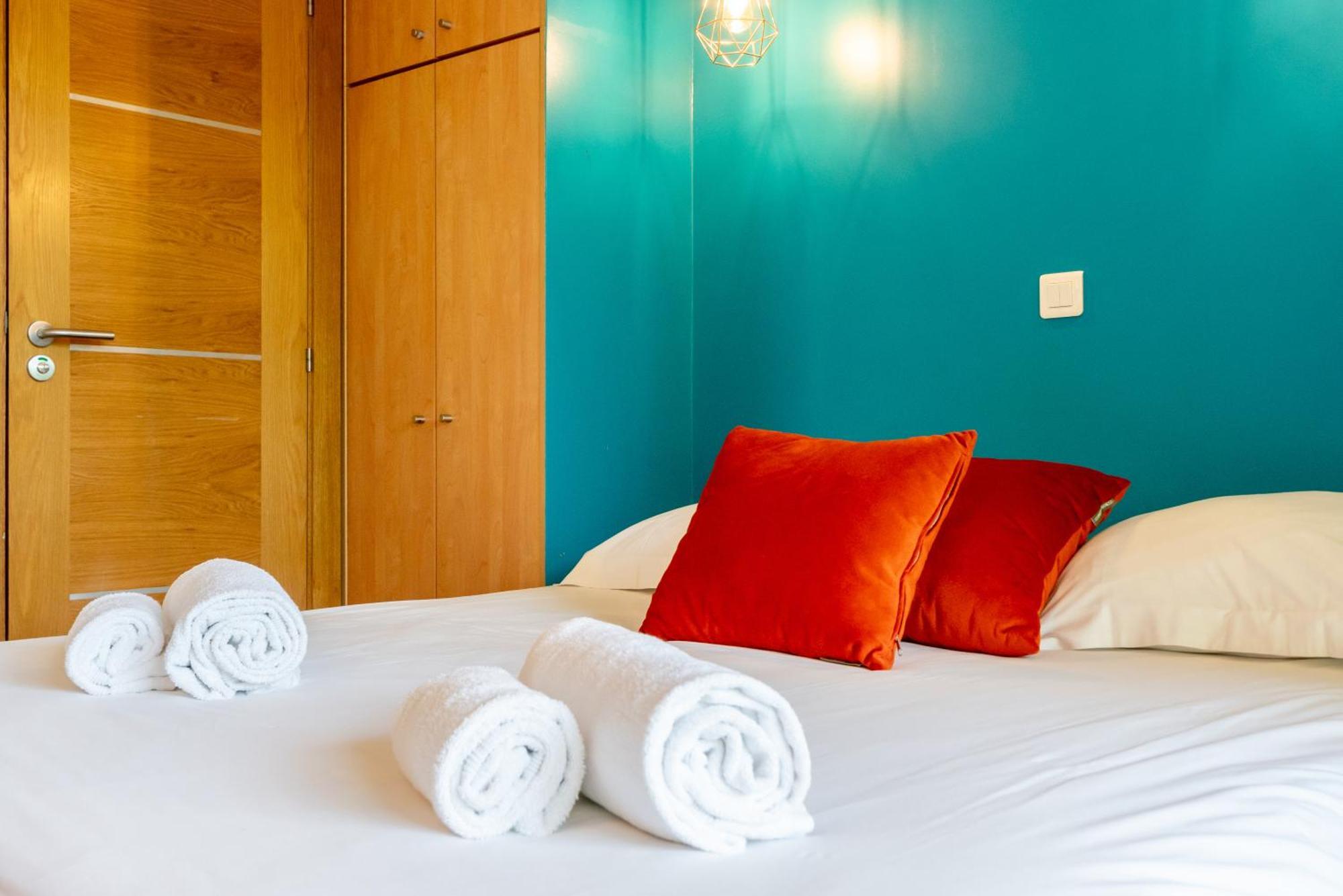 אנטיב Les 15 Pins & La Mer -Your Green Getaway Near Sea & Beach מראה חיצוני תמונה
