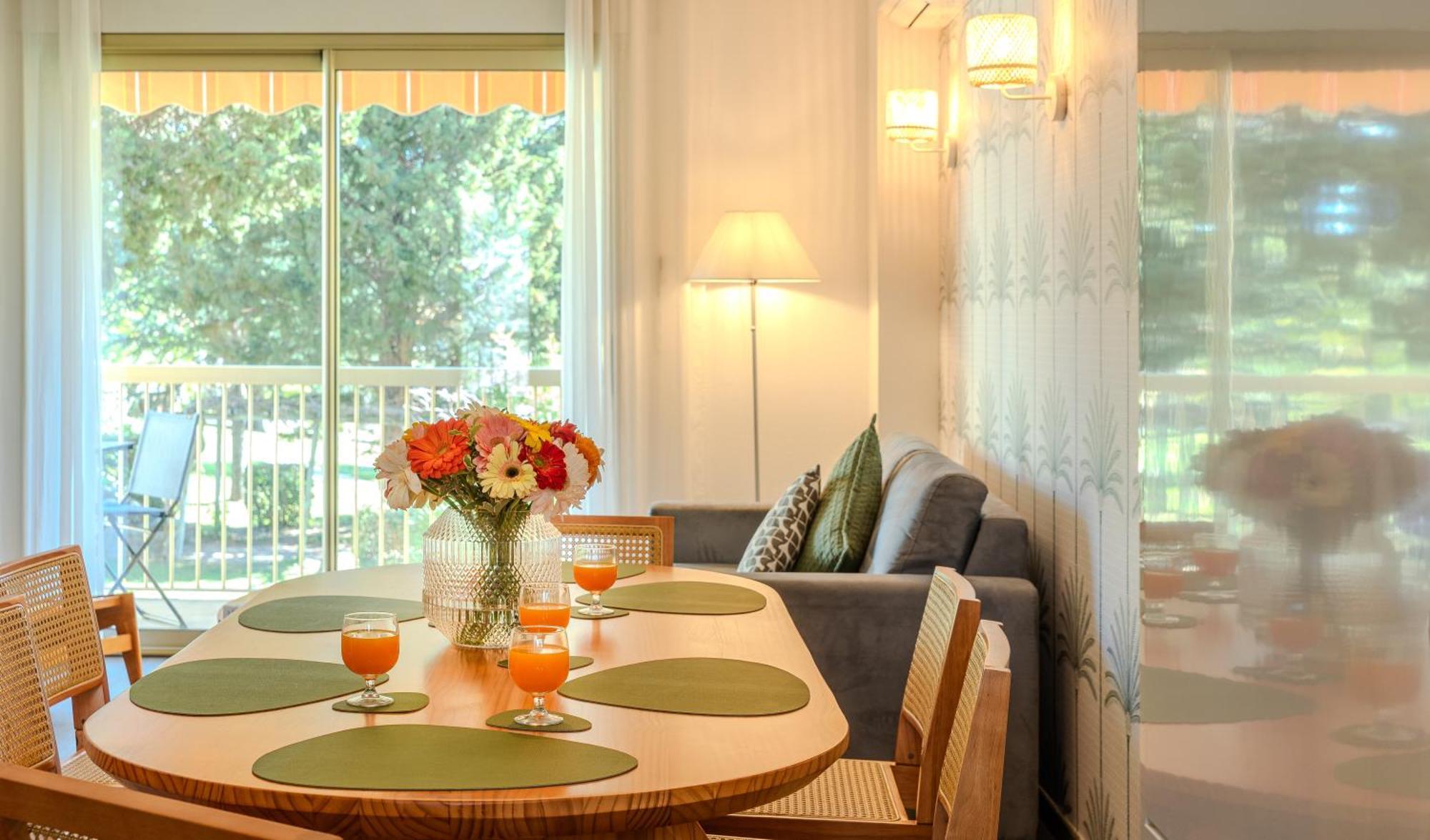אנטיב Les 15 Pins & La Mer -Your Green Getaway Near Sea & Beach מראה חיצוני תמונה